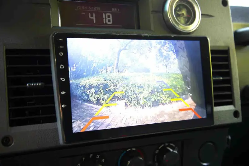 Vehicle photo 15