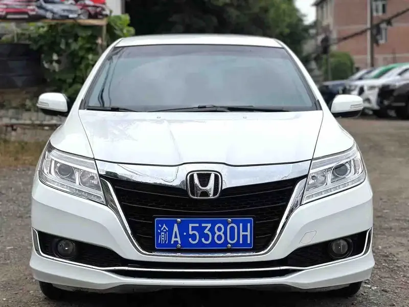 Vehicle photo 2