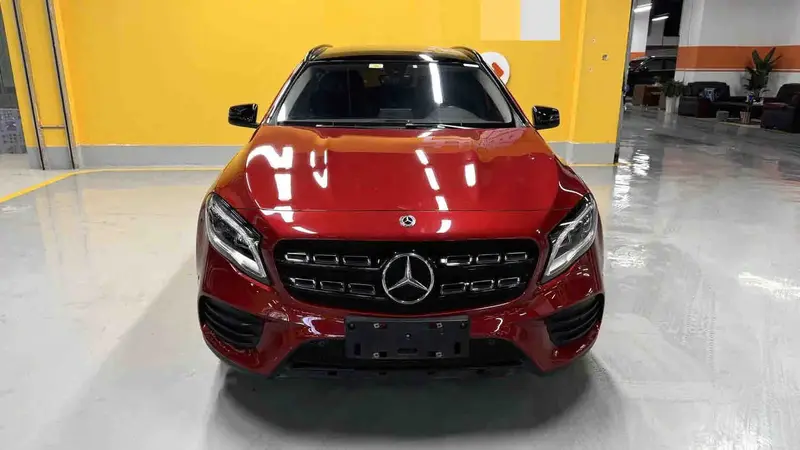 Vehicle photo 2