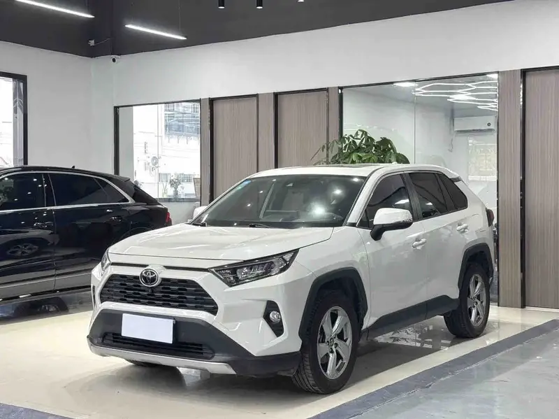 2020 Toyota RAV4 2.0L CVT 2WD