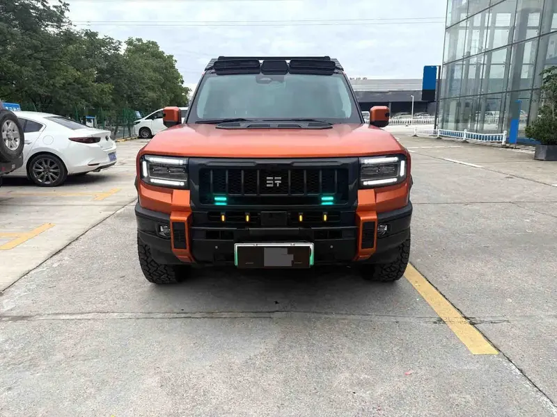 Vehicle photo 2