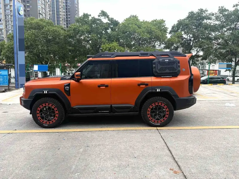 Vehicle photo 3