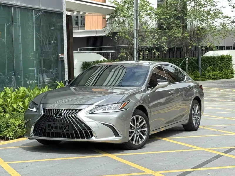 2022 Lexus ES 200 2.0L CVT