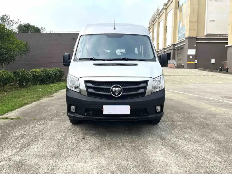 Vehicle photo 3