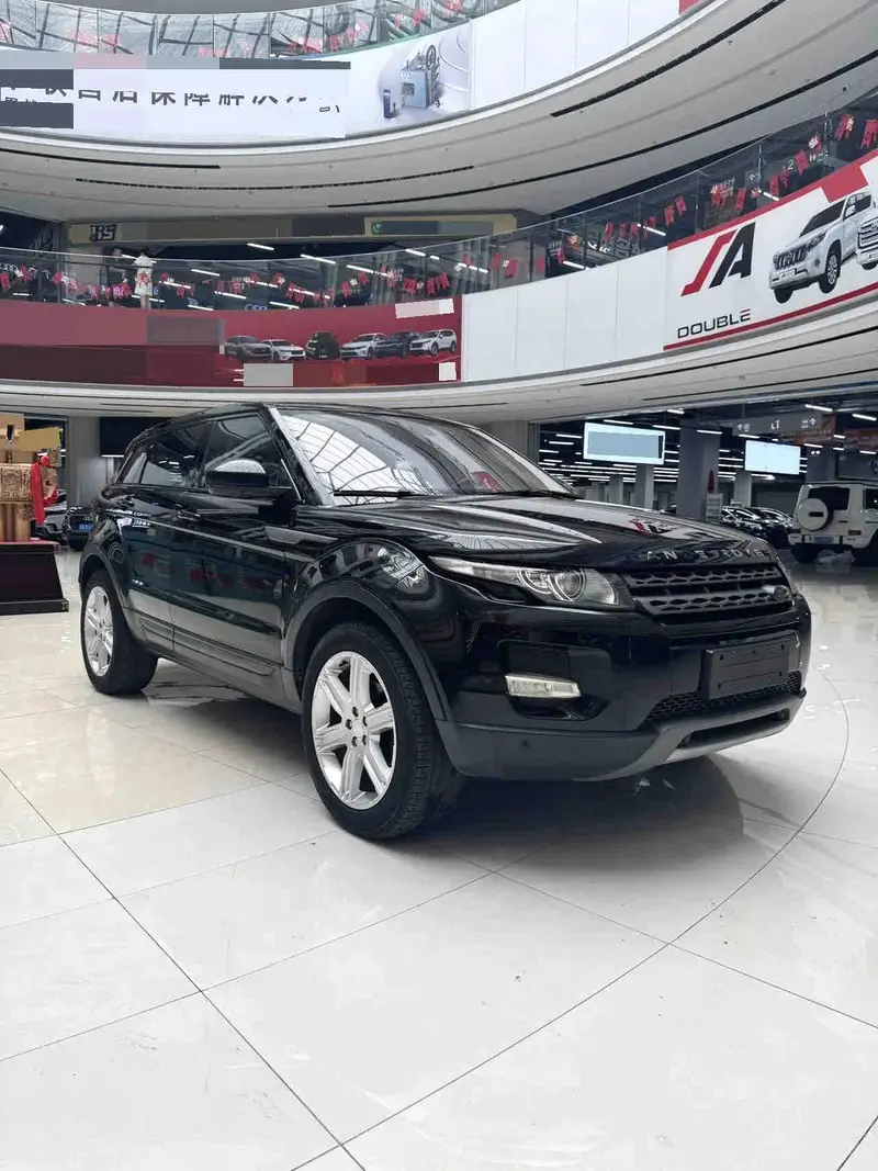 Vehicle photo 3