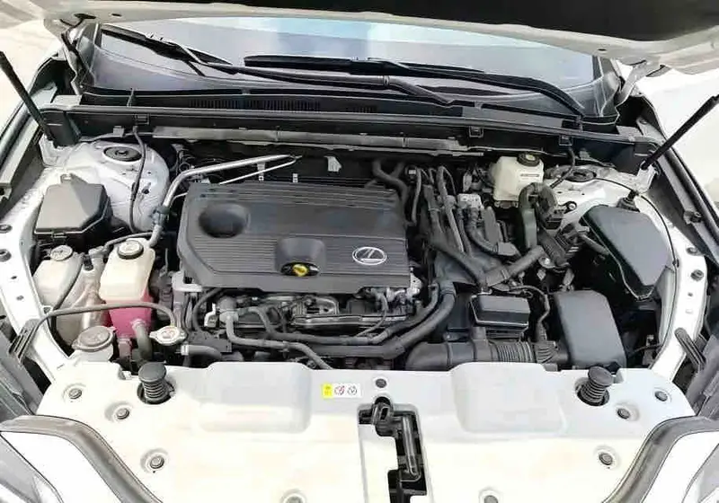 Vehicle photo 9