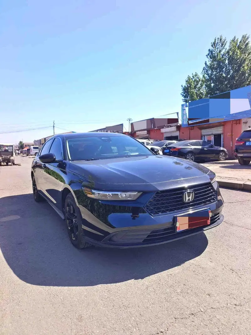 Vehicle photo 1