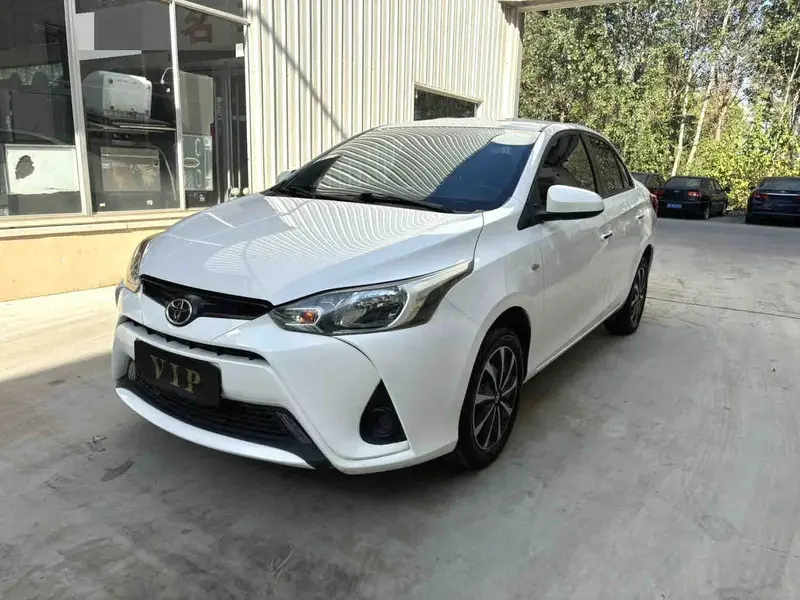 Vehicle photo 1