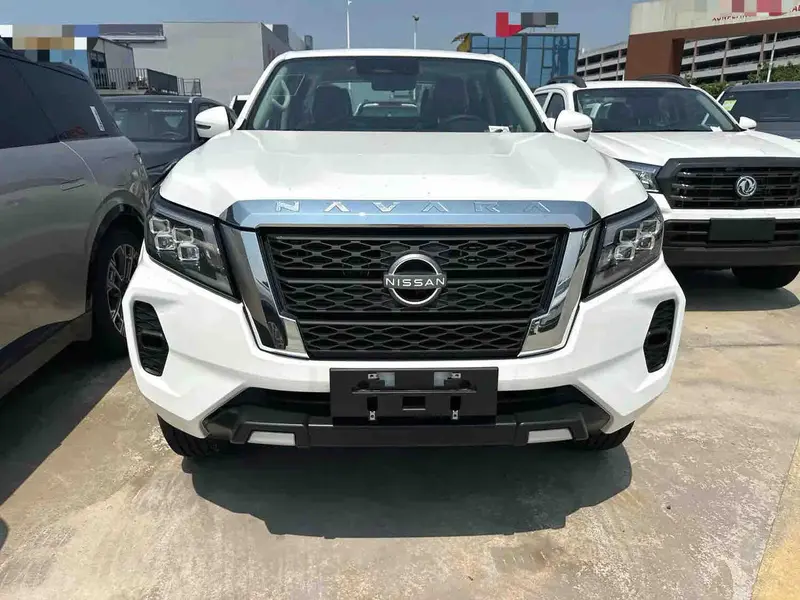 Vehicle photo 3