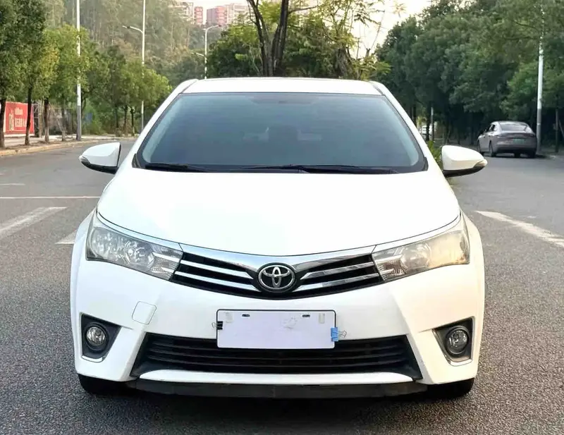 Vehicle photo 2