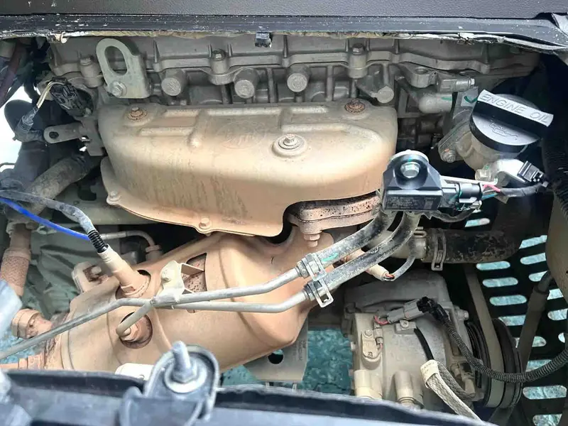 Vehicle photo 9