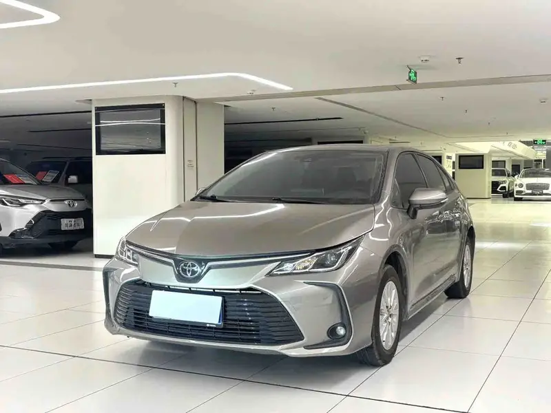 Vehicle photo 1