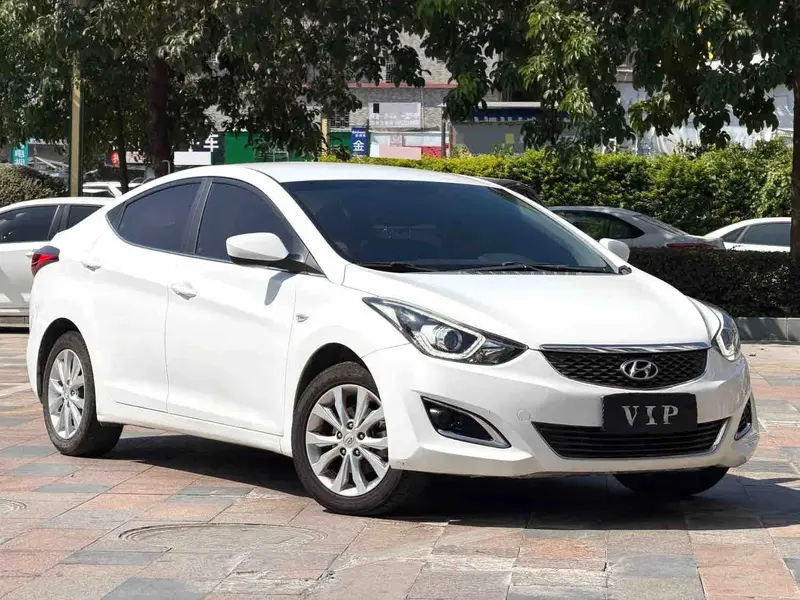 Vehicle photo 3