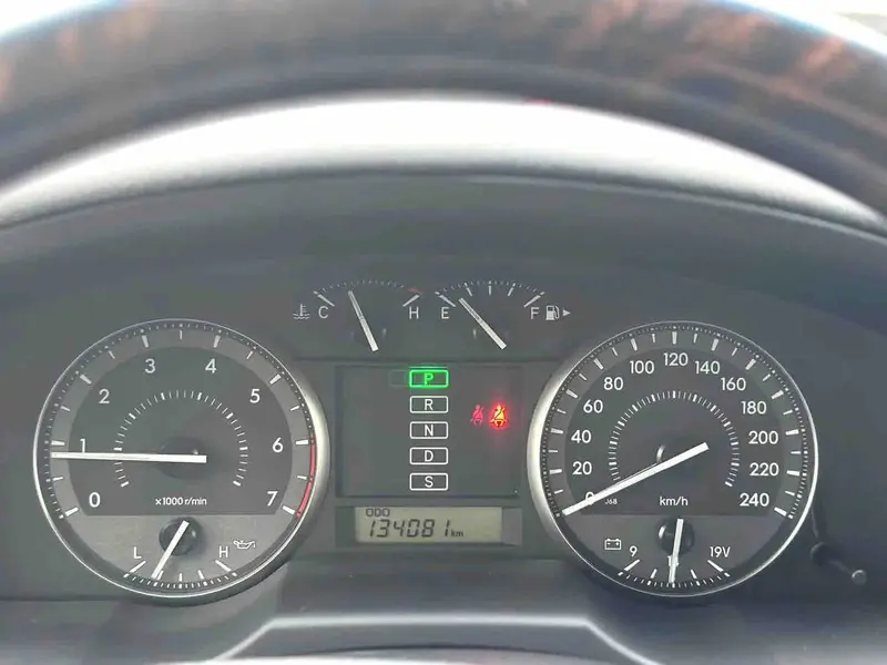 Vehicle photo 10