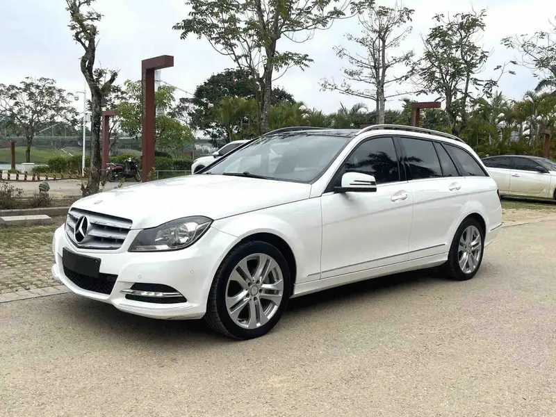 2011 Mercedes-Benz C-Class C 200 CGI Estate 1.8T AT