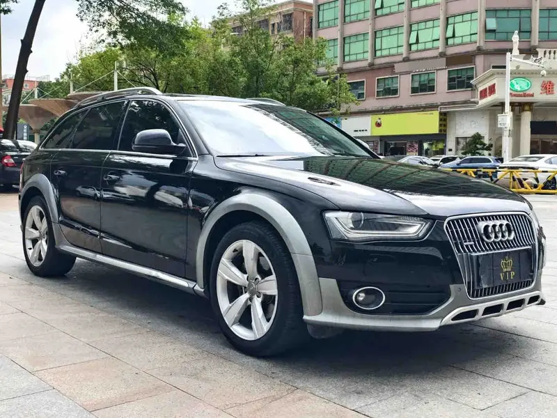 Vehicle photo 2