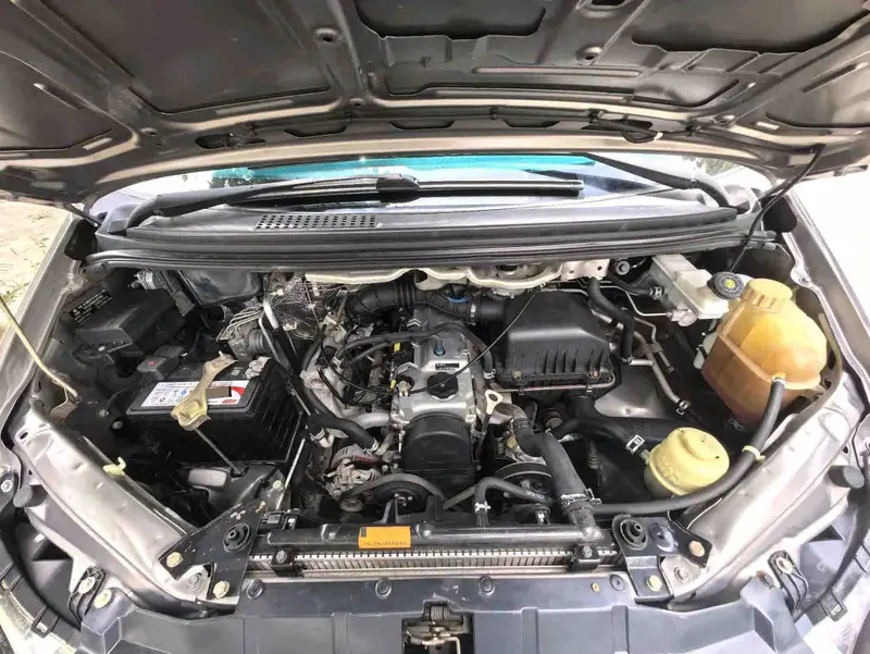 Vehicle photo 11