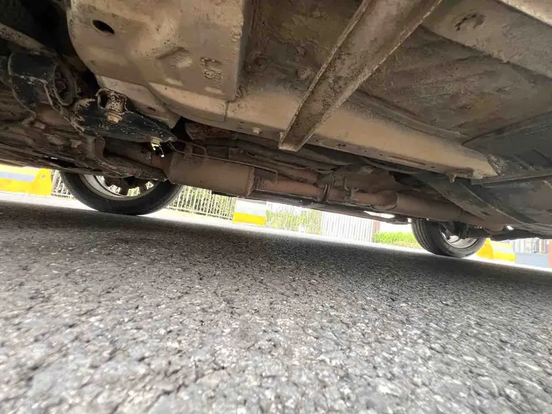 Vehicle photo 8