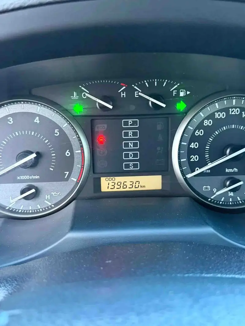 Vehicle photo 15