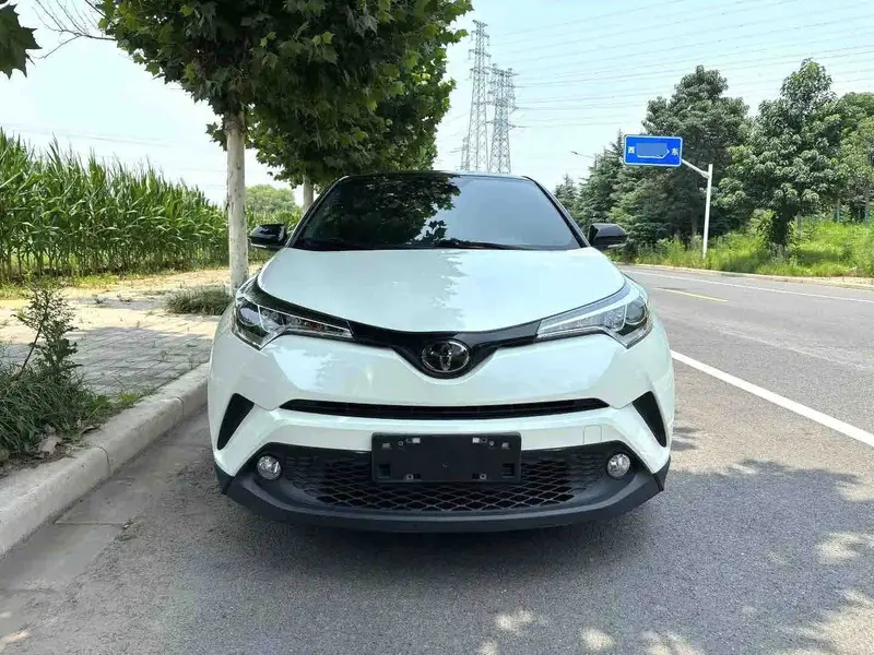 Vehicle photo 2