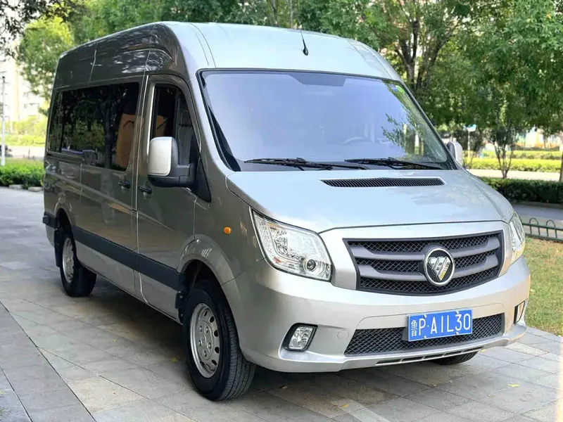 Vehicle photo 2