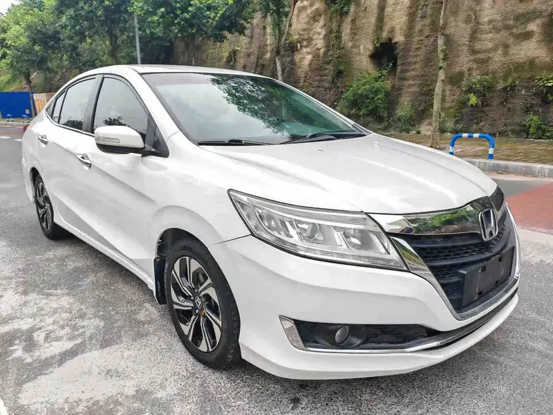 Vehicle photo 2