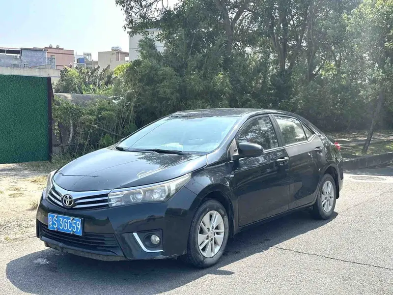 Vehicle photo 1