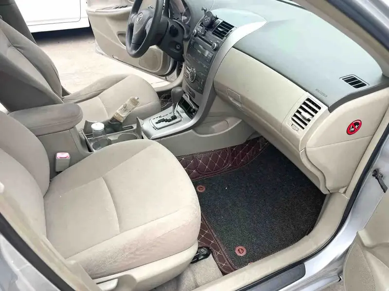 Vehicle photo 5