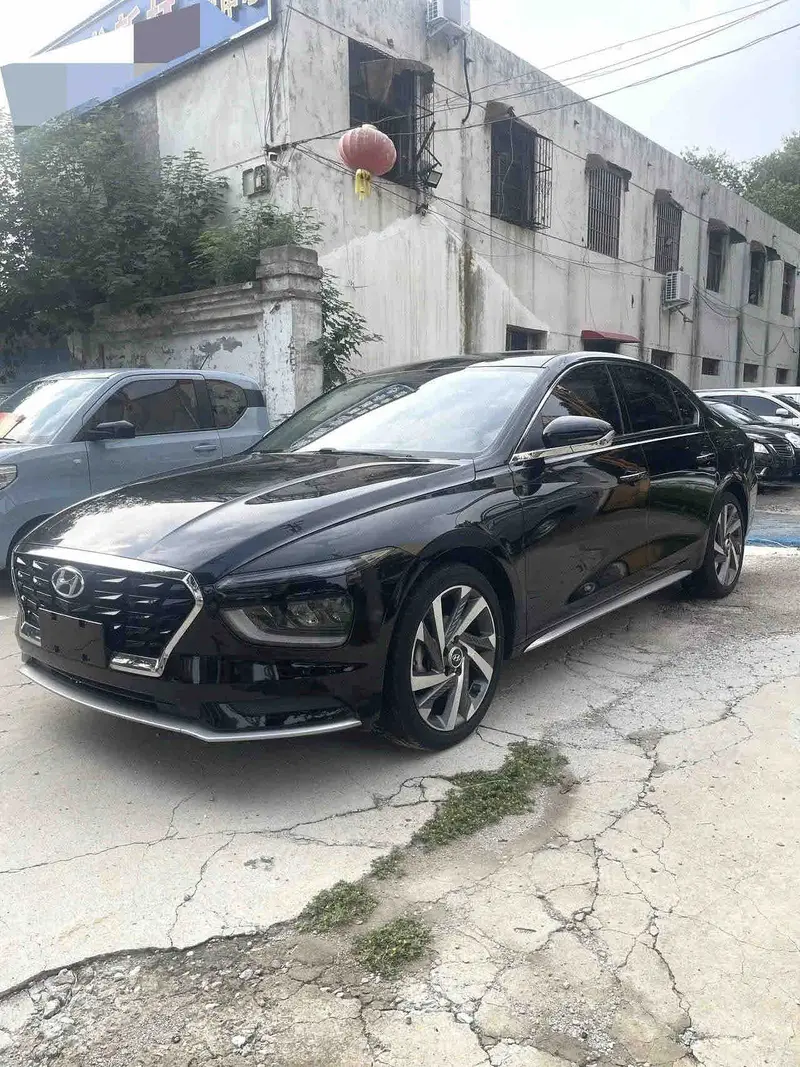 2021 Hyundai Mistra 1.8L CVT