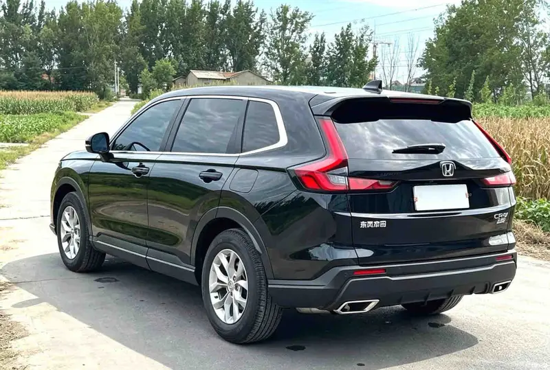 Vehicle photo 2