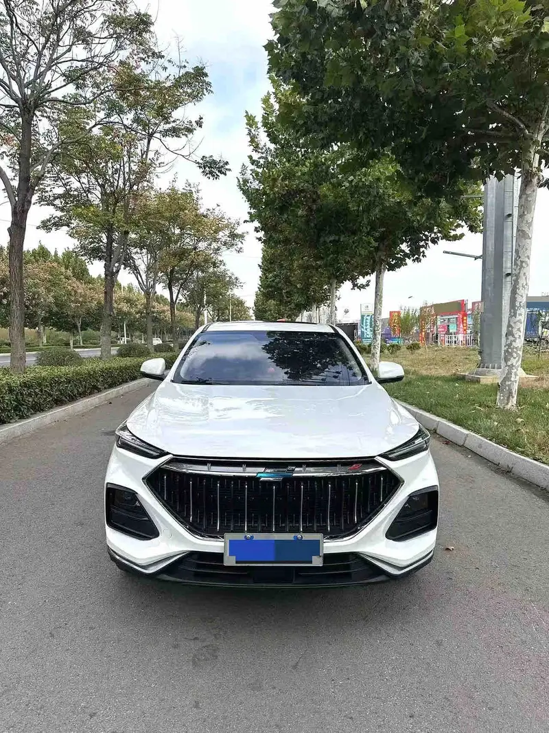 Vehicle photo 3