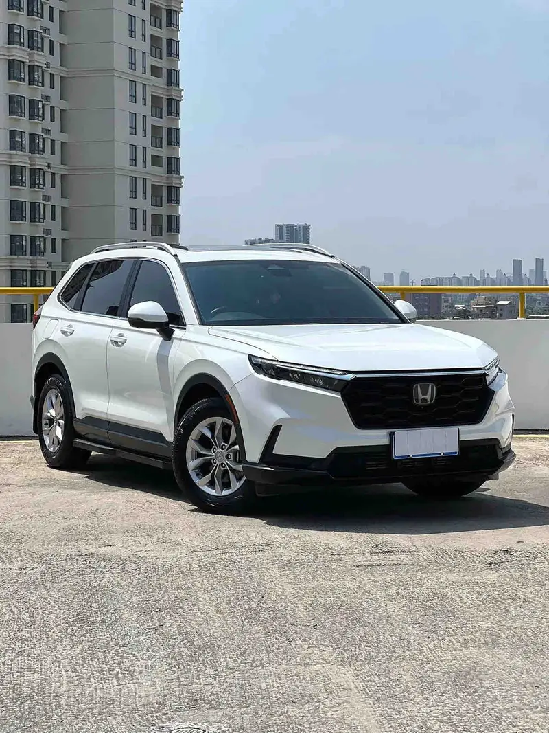 Vehicle photo 3