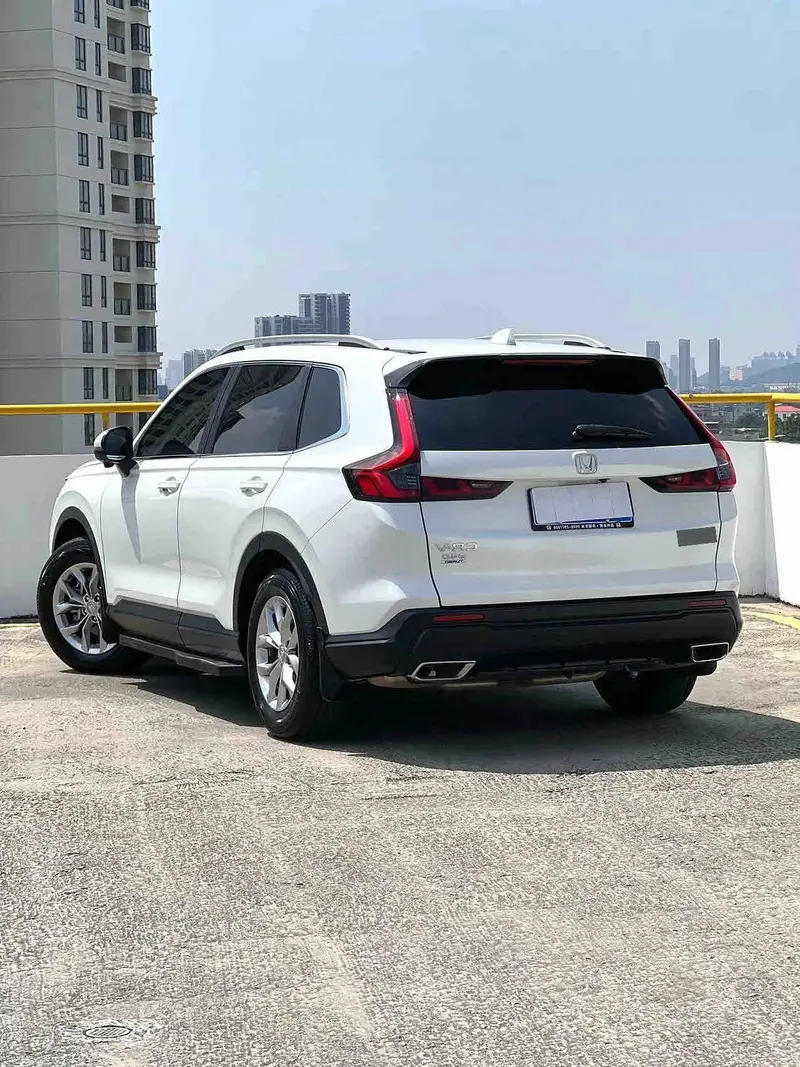 Vehicle photo 4