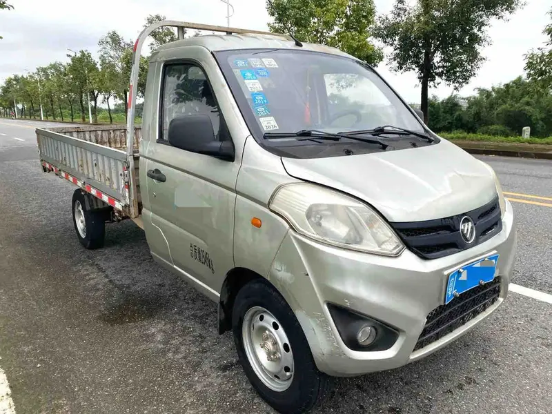 Vehicle photo 3