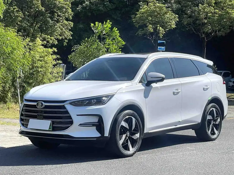 2023 BYD Tang DM-i 112 km Champion Premium