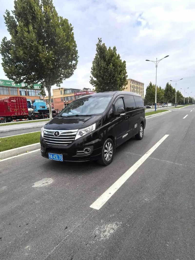 Vehicle photo 1