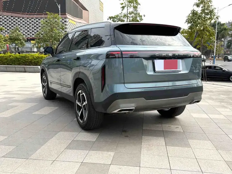 Vehicle photo 3