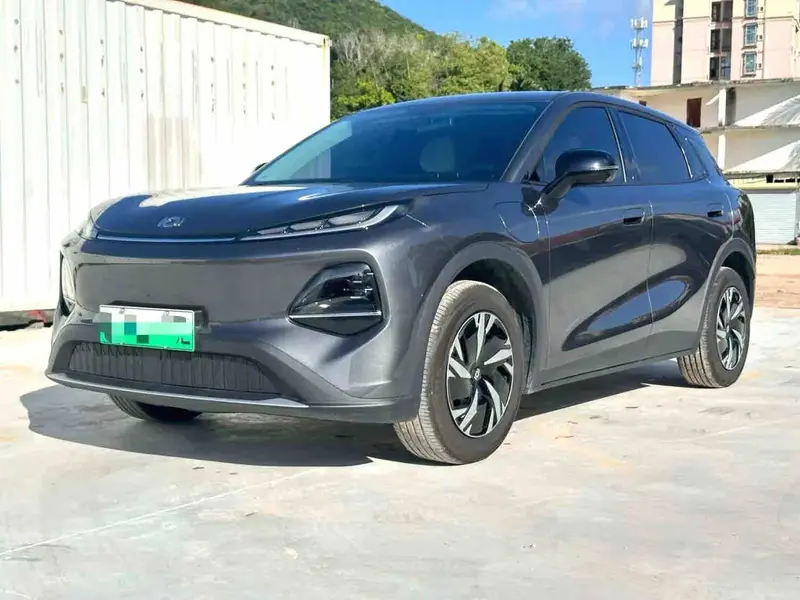 Vehicle photo 1