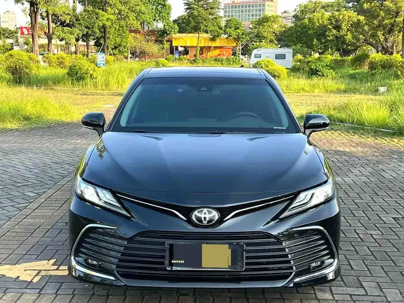 Vehicle photo 3