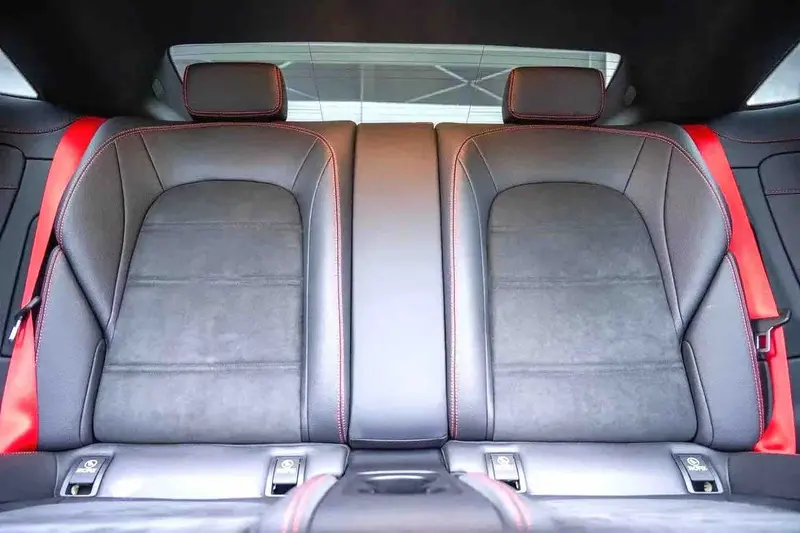 Vehicle photo 5