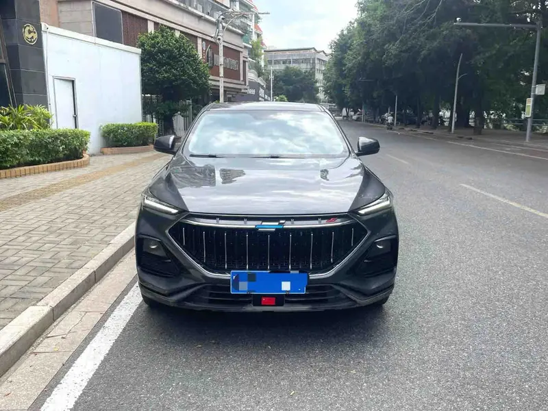Vehicle photo 2