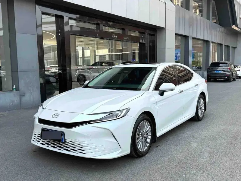 Vehicle photo 1