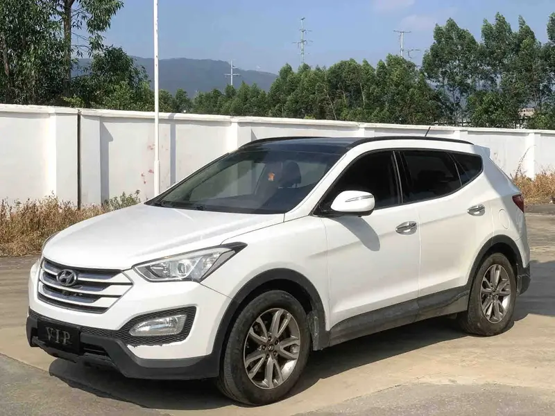 2013 Hyundai Santa Fe 3.0L AT 4WD
