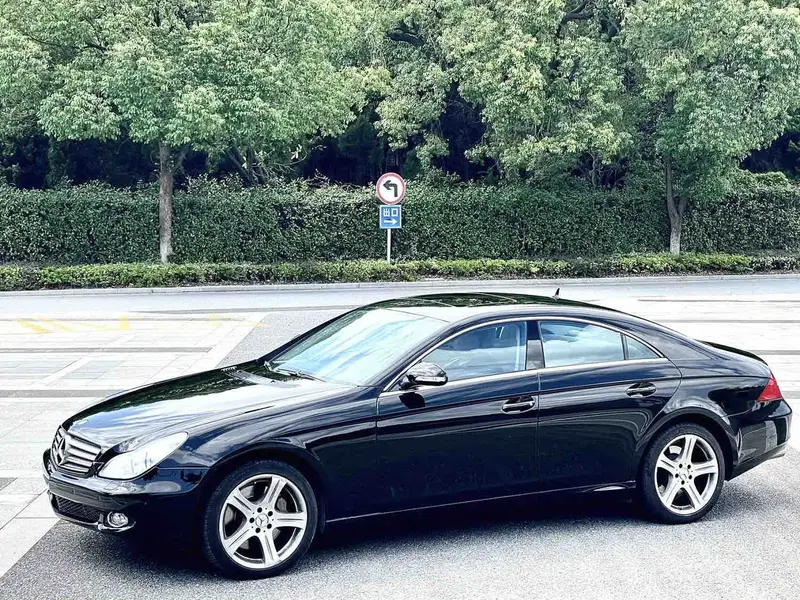 2008 Mercedes-Benz CLS 500 5.5L AT