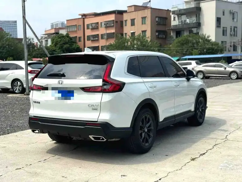 Vehicle photo 4