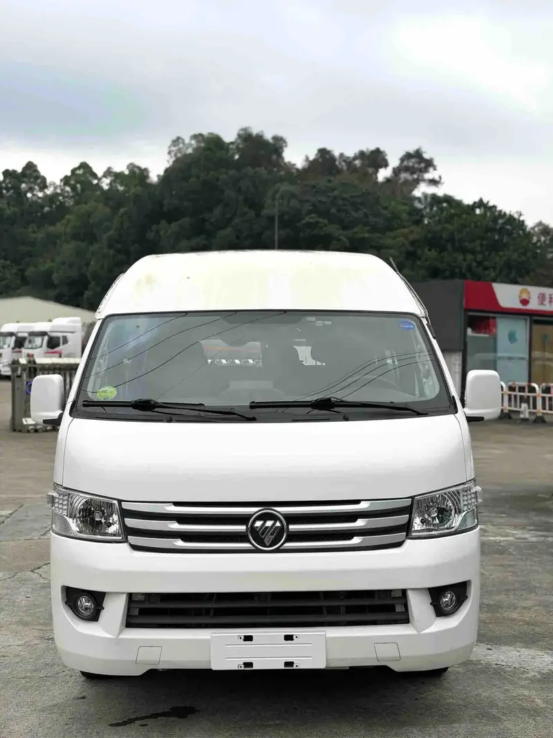 Vehicle photo 2
