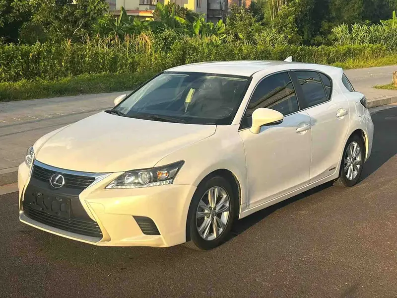 2014 Lexus CT 200h 1.8L Hybrid E-CVT