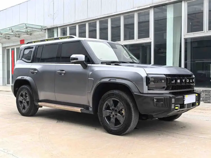 Vehicle photo 3