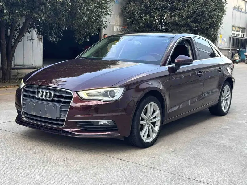 Vehicle photo 1