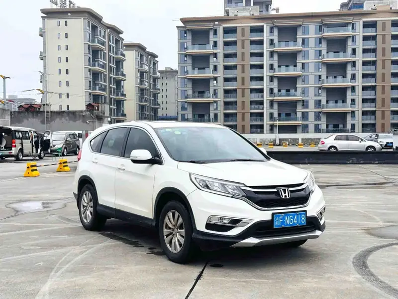 Vehicle photo 2